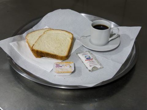 1. Café da manhã simples